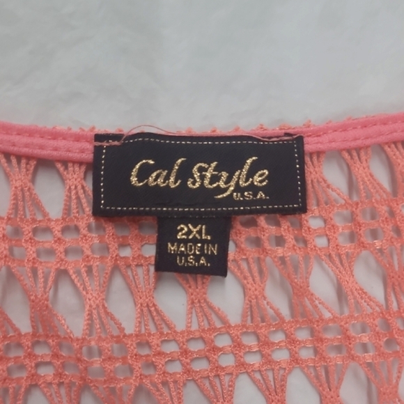 Coral Crochet Knit Top Sheer Elbow Short Sleeve Scoop Neck - Picture 9 of 9